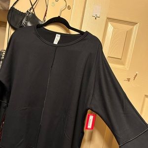 New with tags Spanx casual center seam shirt